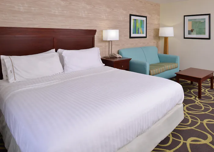 Holiday Inn Express Hotel & Suites Dayton-Huber Heights, An Ihg Hotel