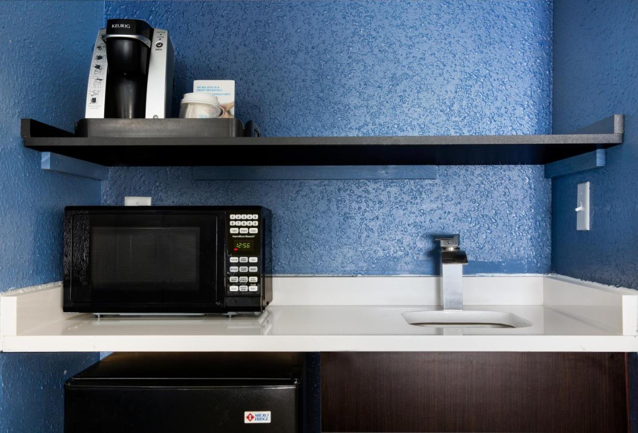 Express & Dayton-huber Heights, An Ihg Hotel 3*