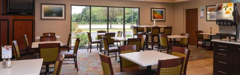 Hotel Express & Dayton-huber Heights, An Ihg 3*