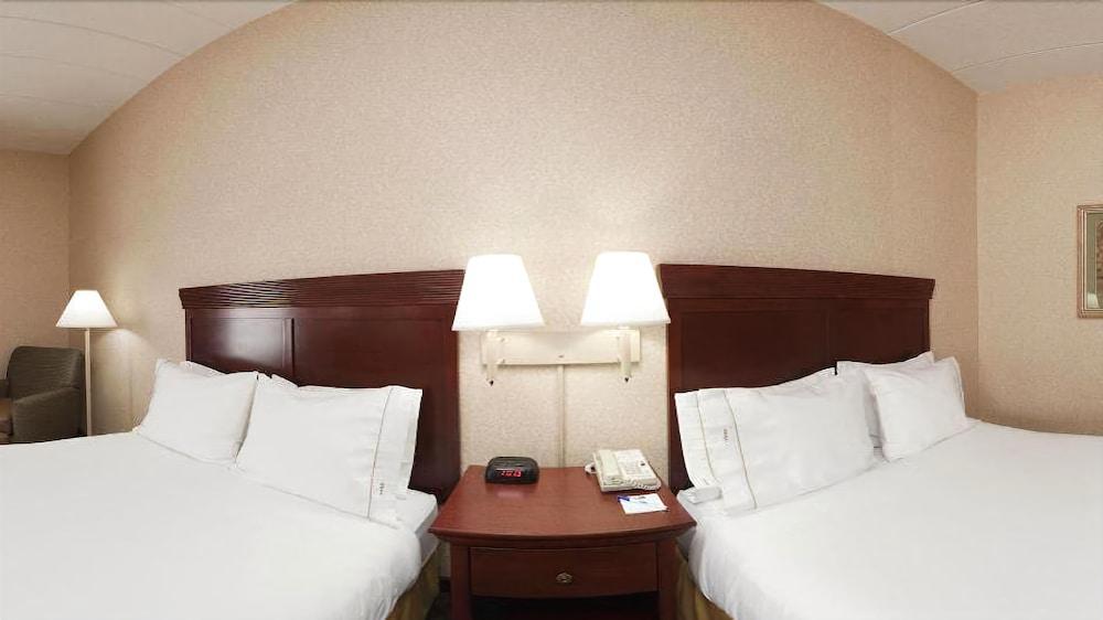 Express & Dayton-huber Heights, An Ihg Hotel 3*