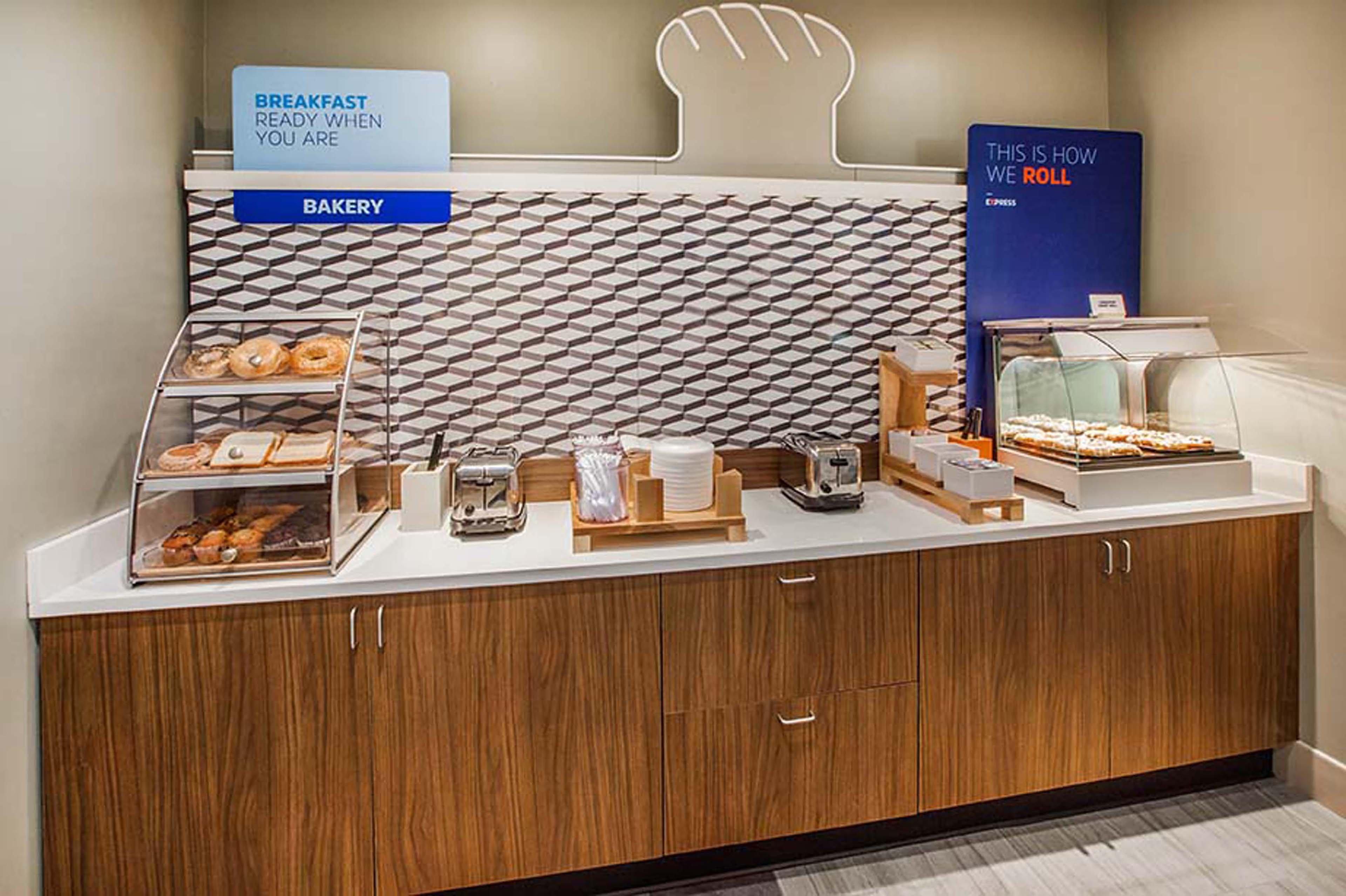 Express & Dayton-huber Heights, An Ihg Hotel